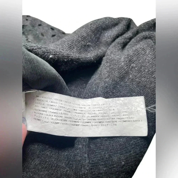 Adolfo Dominguez Gray Beaded Chiffon Hem Cropped Cardigan Size Small - Picture 5 of 8